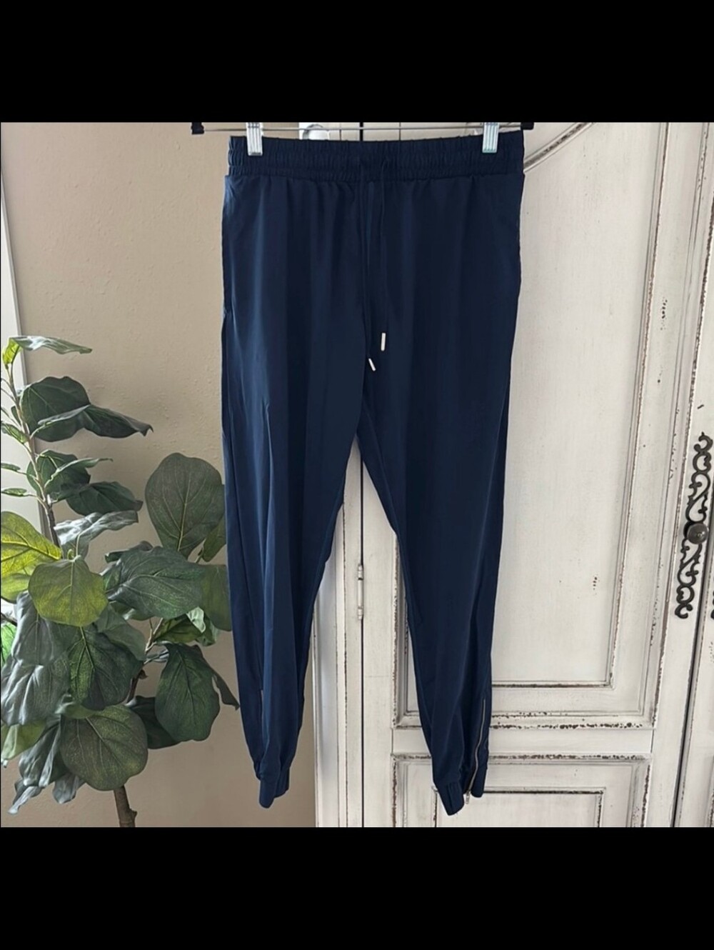 Zyia Small Navy Drawstring Jogger Pants
